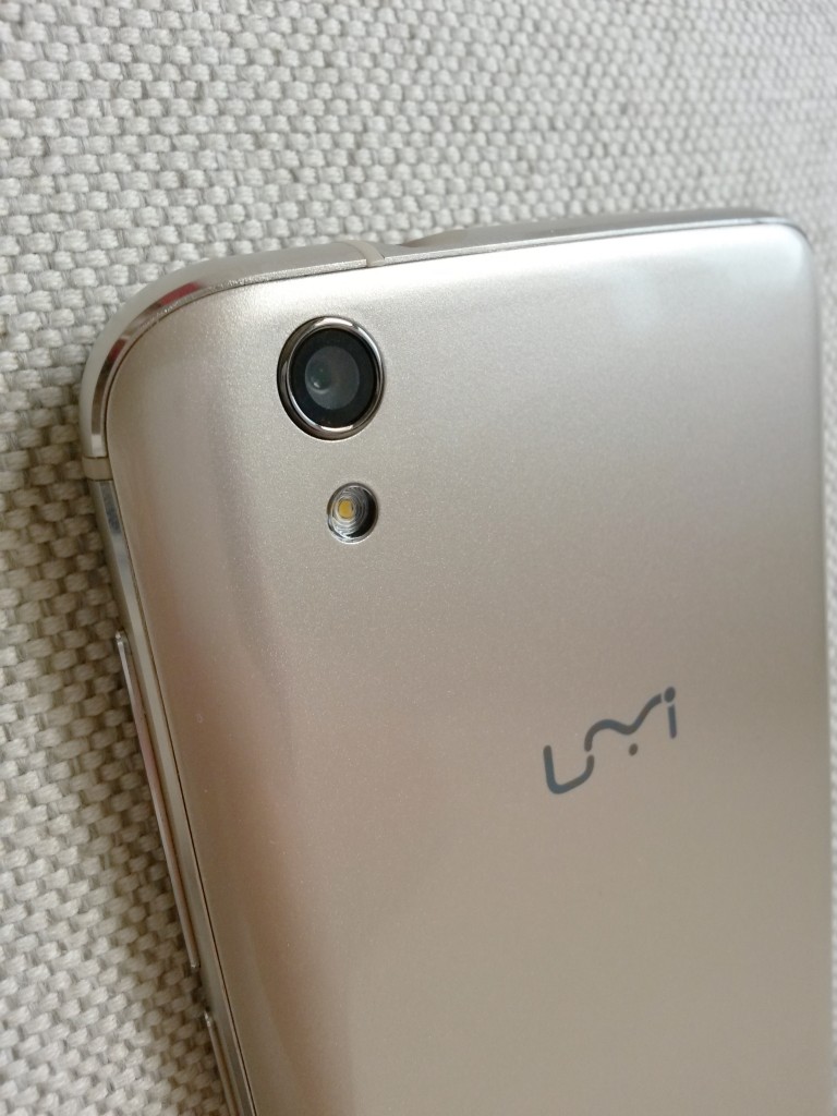 umi london camera