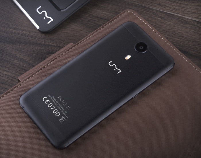traseira umi plus e