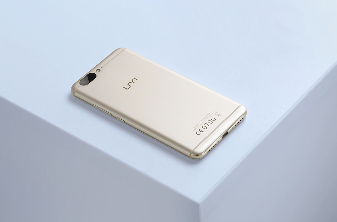 traseira umi z