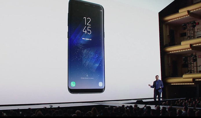 Samsung Galaxy mostra 12:45
