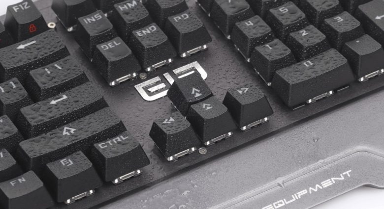 teclado gamer mecânico