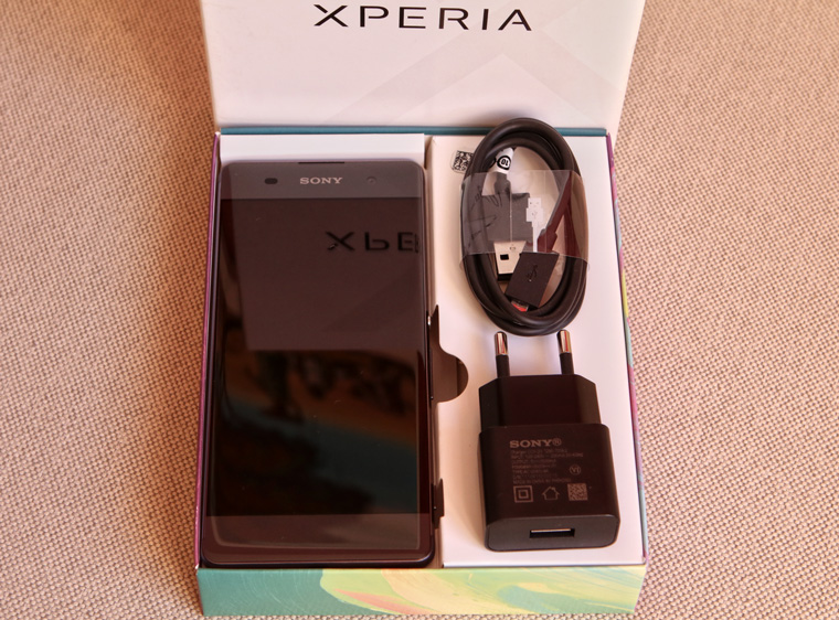 Caixa do Sony Xperia XA - Review / Mobizoo