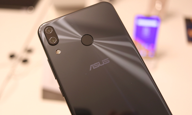 Hands-on do Asus Zenfone 5 - Reviews / Mobizoo