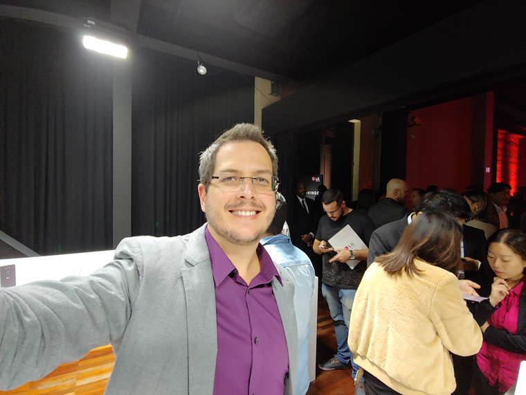 LG G7: teste com a câmera traseira, lente grande angular LG G7: teste com a câmera traseira, lente grande angular