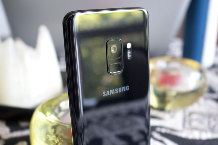 Samsung Galaxy S9: câmera traseira - Review / Mobizoo
