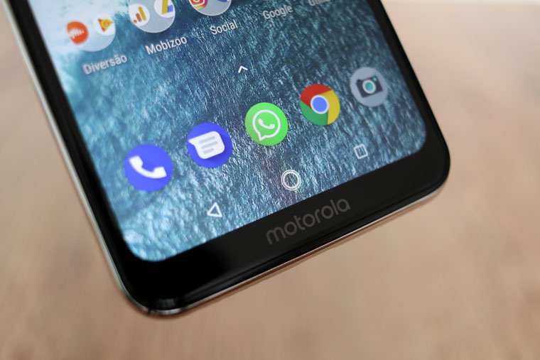 Motorola One: resolução da tela - Review / Mobizoo