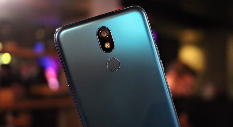 Review LG K12 Plus: proceda com cautela - Mobizoo