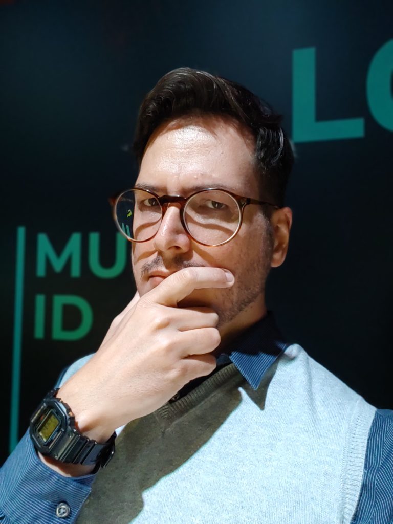 LG G8S ThinQ: foto com a câmera frontal LG G8S ThinQ: foto com a câmera frontal